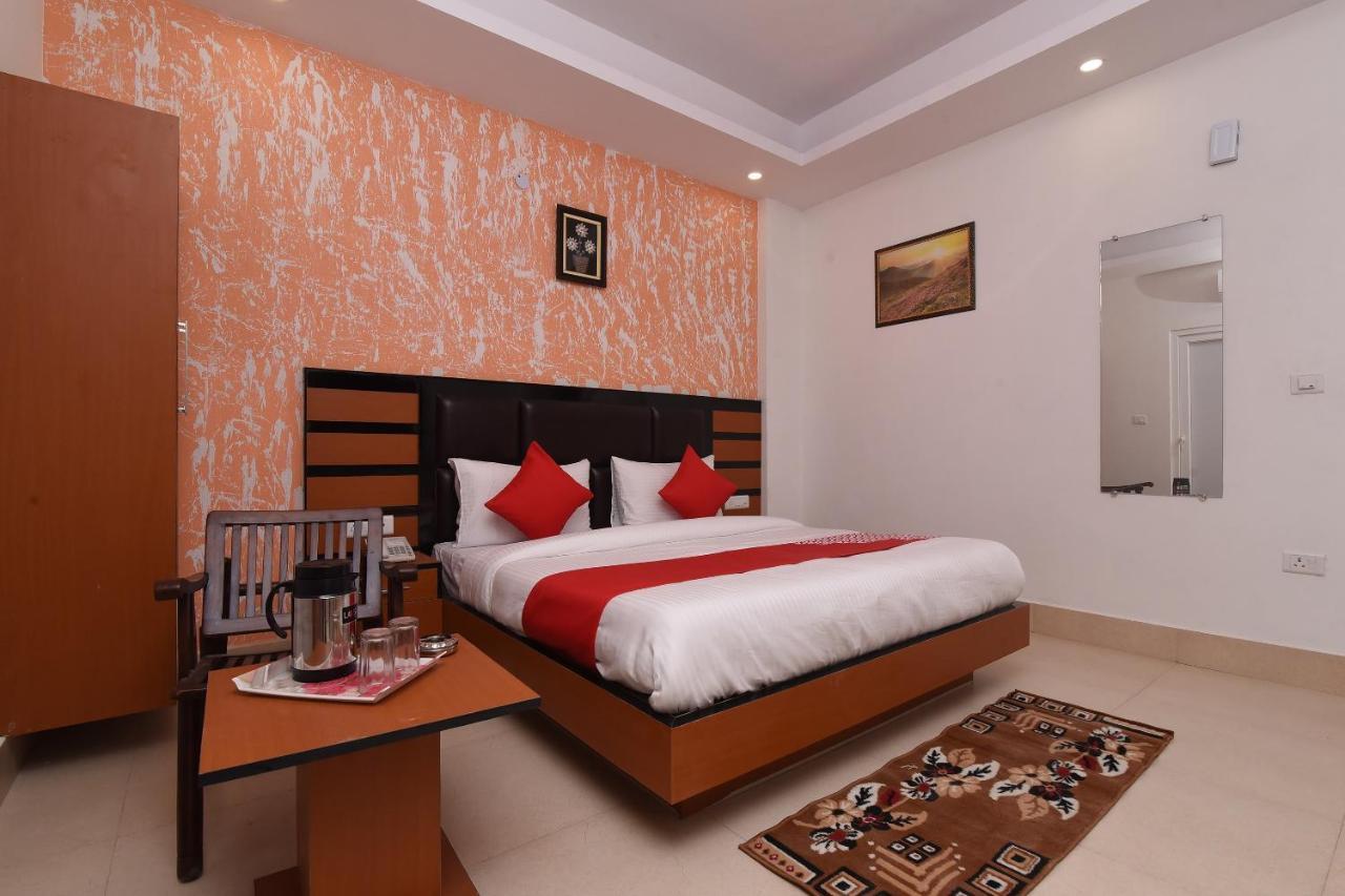 Capital O 13310 Noida Suites Eksteriør billede