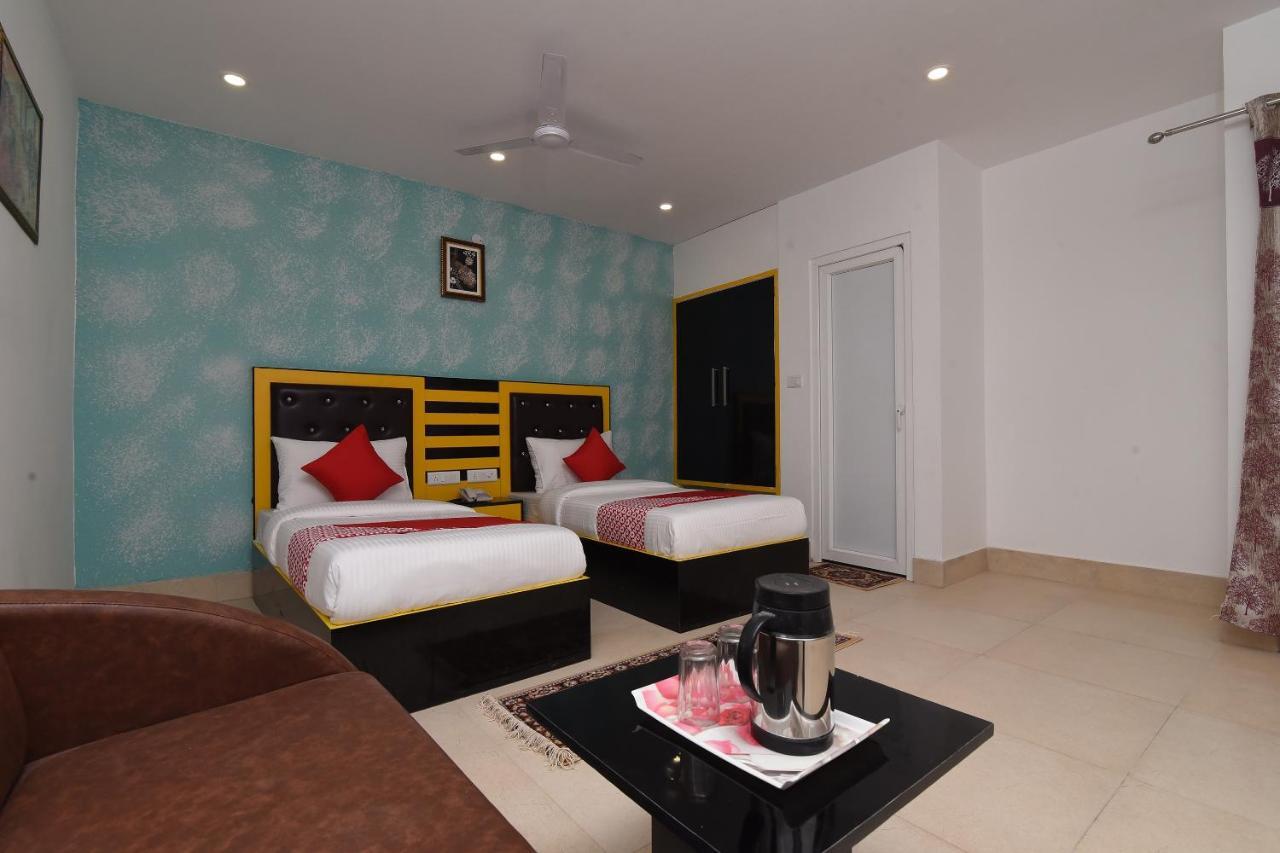 Capital O 13310 Noida Suites Eksteriør billede