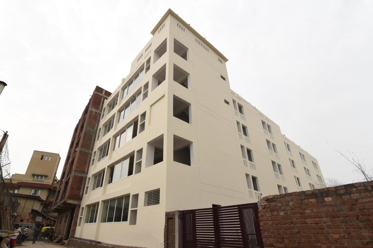 Capital O 13310 Noida Suites Eksteriør billede