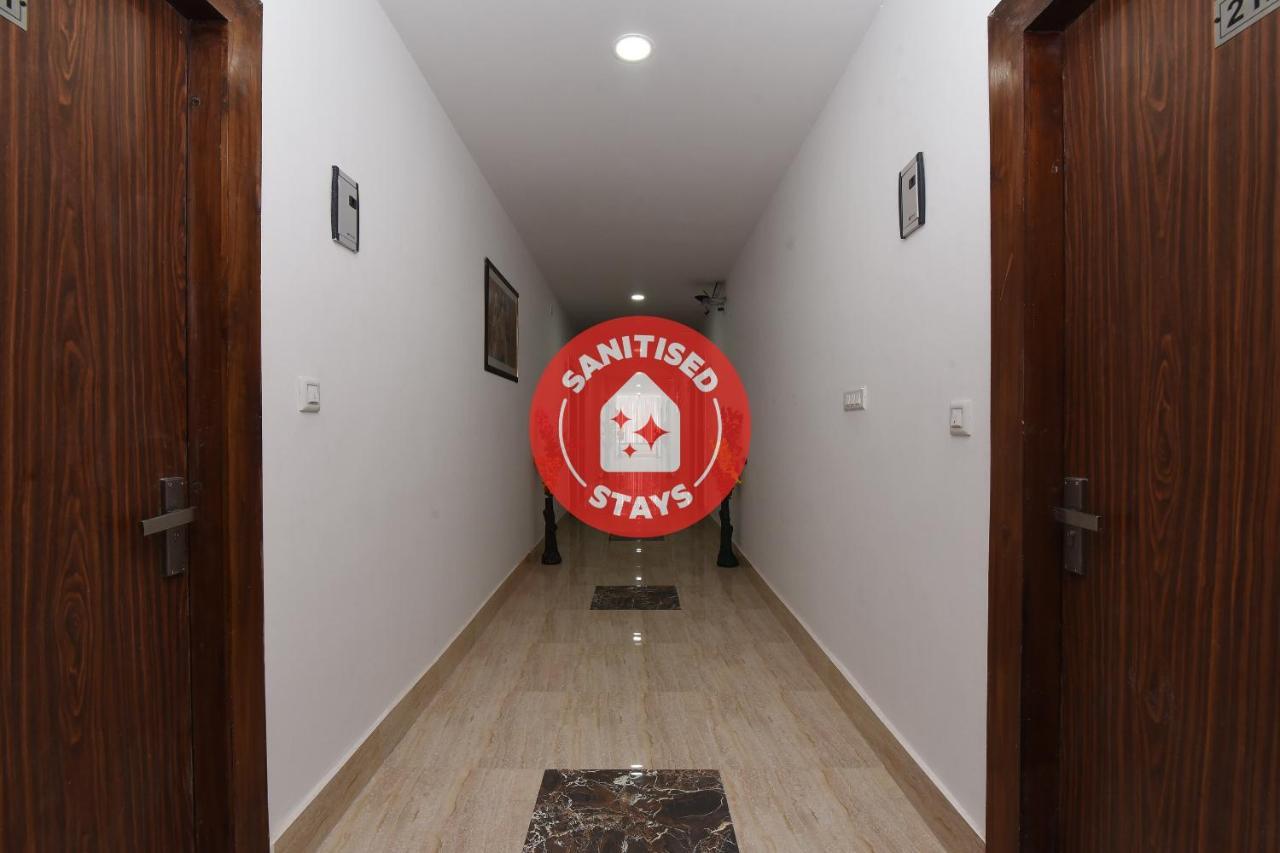 Capital O 13310 Noida Suites Eksteriør billede
