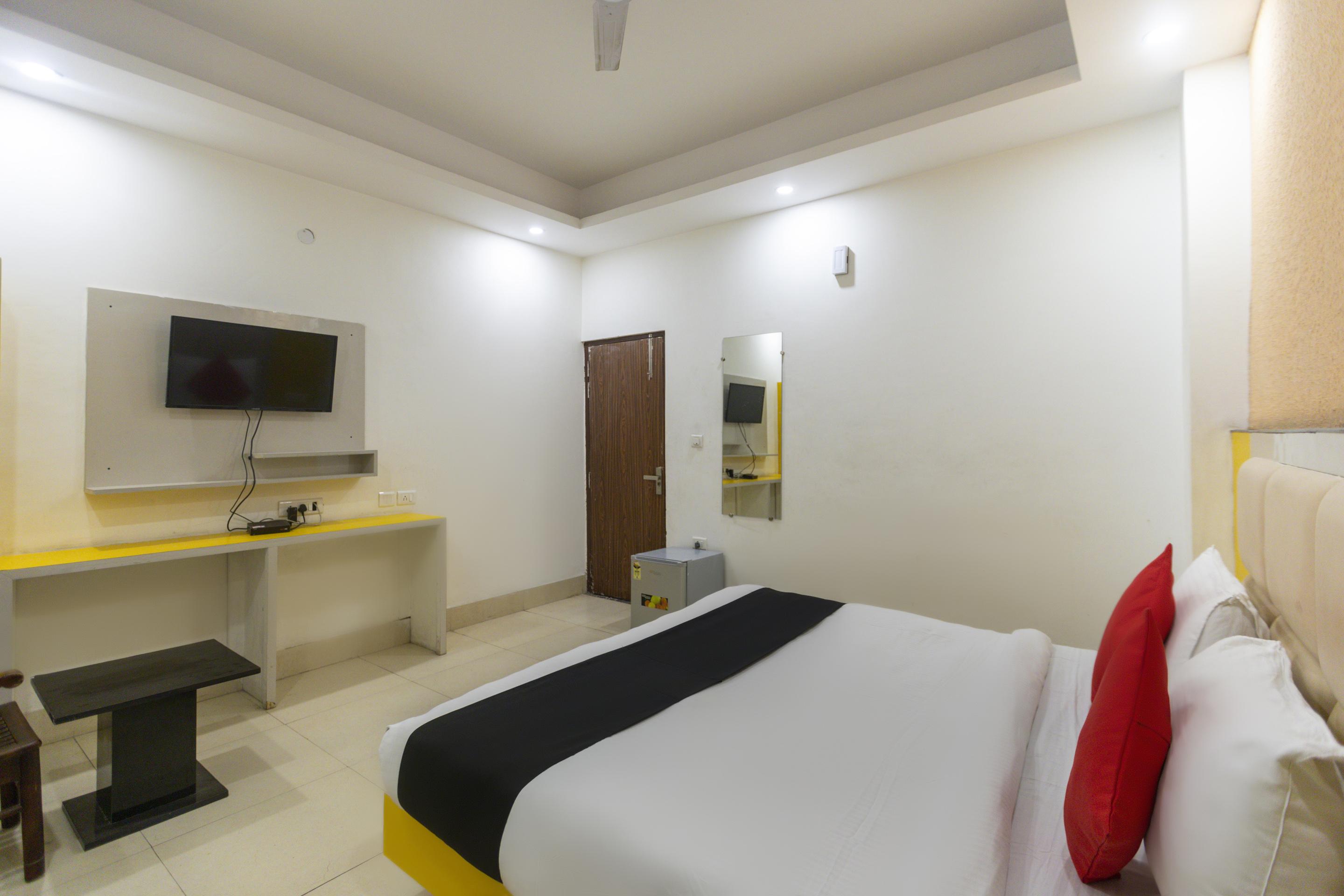 Capital O 13310 Noida Suites Eksteriør billede
