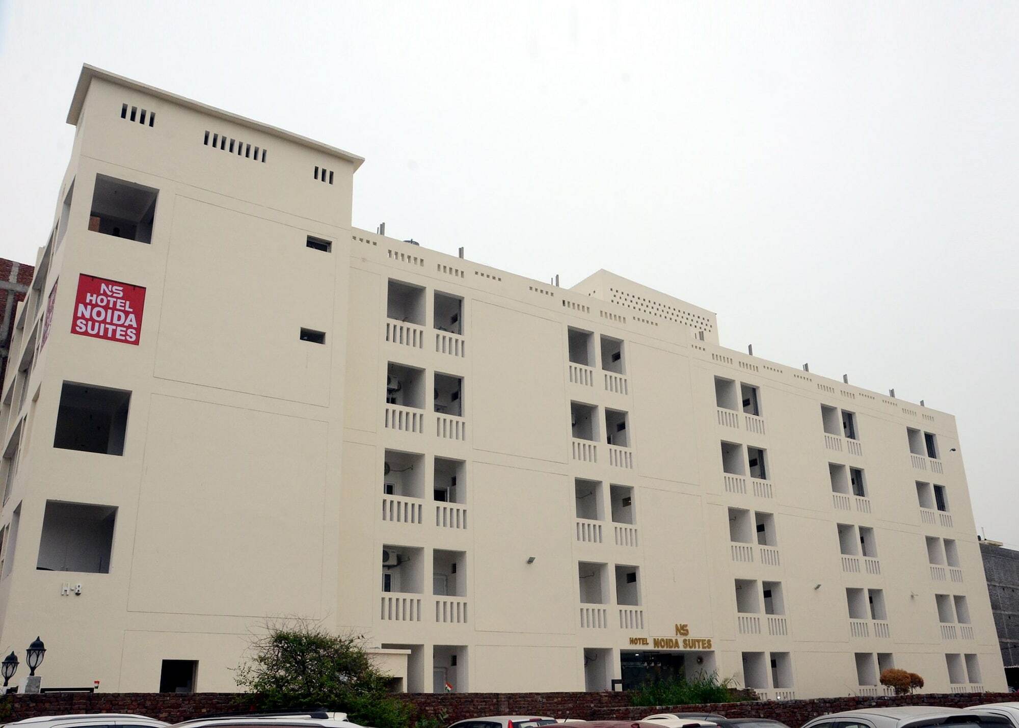 Capital O 13310 Noida Suites Eksteriør billede